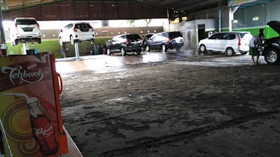 Photos of Cuci Mobil Binatur