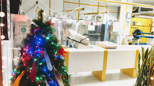 La tintorería de Luci (Lavanderia)