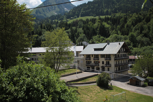 Private Middle School Sainte Croix Des Neiges - Thumbnail
