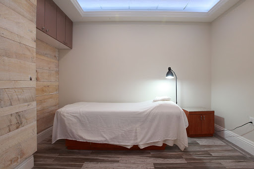 Eden Nail & Spa VII Gallery - United States