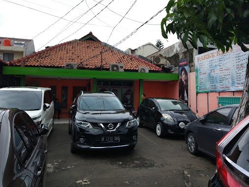 Kita Salon, Author: Luthfi Afad