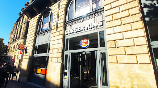 Photo 7 - Burger café