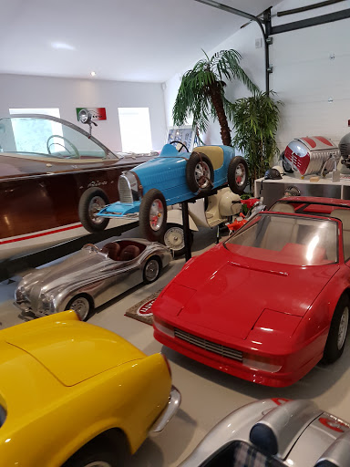 Junior Dream Cars Gallery - Netherlands