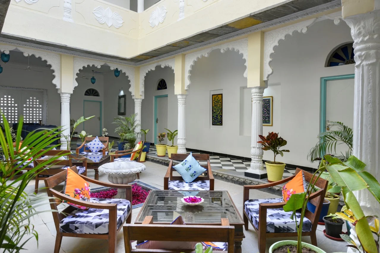 SaffronStays The Eyrie - Luxury Boutique Haweli, Hotel in Udaipur