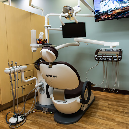 Marine Way Dental Logo