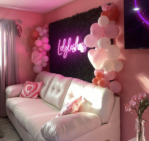 Lolylashess LLC