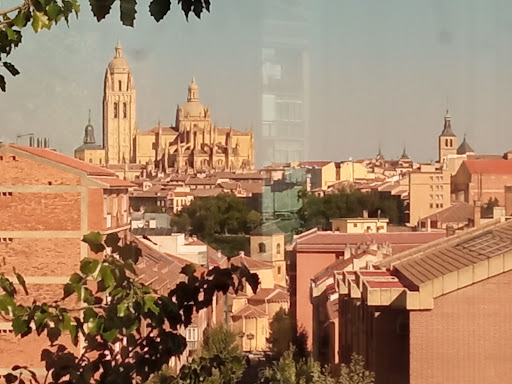 Segovia Health Center I - Thumbnail