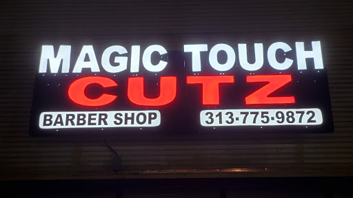MAGIC TOUCH CUTZ - Visual