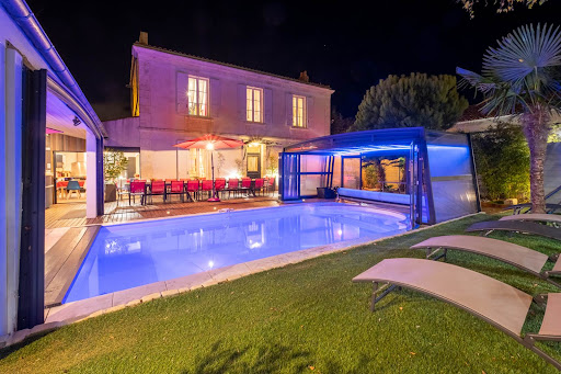 Photo de Les Villas de Charme 17 - Location de vacances en Charente-Maritime - Piscine chauffée - Spa - Mer à Angoulins (17690)