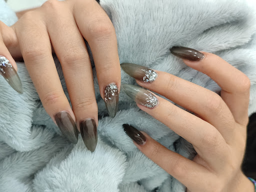 Janet Nails - Thumbnail