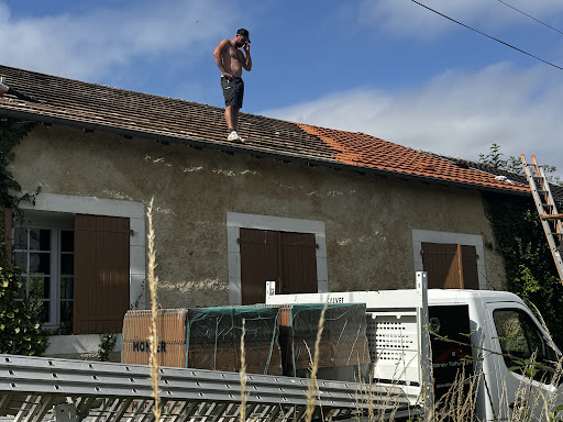 Photo de Sas Renov Toiture 24 à Maurens (24140)