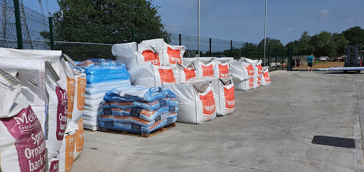 NYEs Building Supplies - Billingshurst - Thumbnail