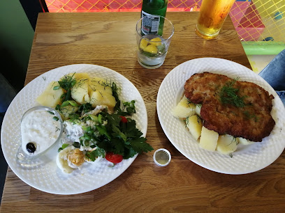 Bar, Kręgielnia, Sala Zabaw Dla Dzieci, Obiady