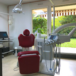 Photo n°2 de Dr Léonard Tournus à Caluire-et-Cuire (Dentiste)