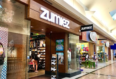 Zumiez