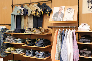 Photo n°25 de Passant Paul Vêtements à Guéret (Magasin de vêtements pour hommes)