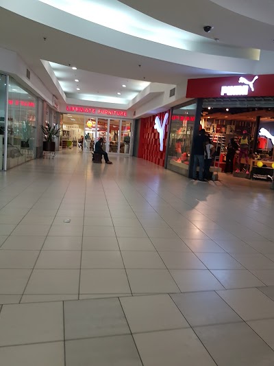 Photos of Palms Mall Parking Lot