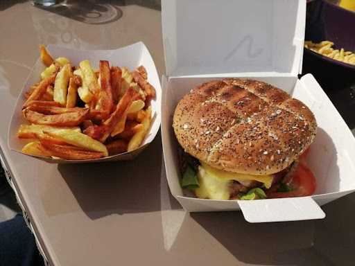 Photo 4 - Chris burgers