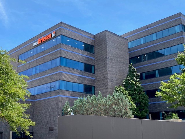 Von Briesen Roper S C