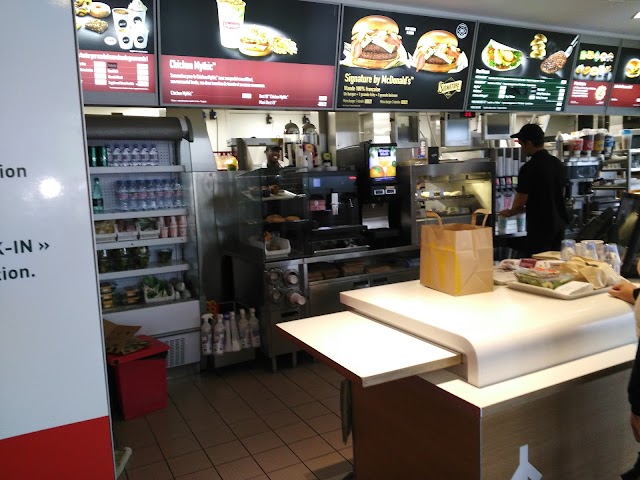 Restaurant McDonald's Lyon Université