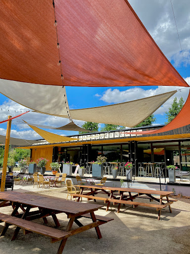 Photo 2 - Savoureux Burgers