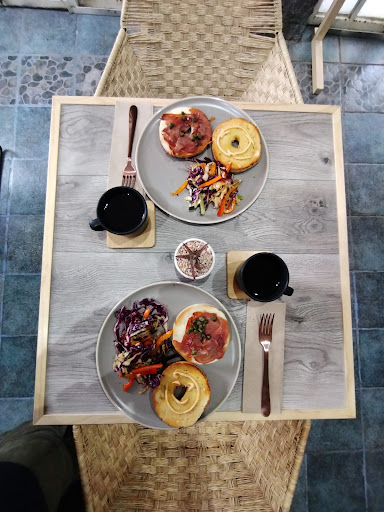 Lazlo Café & Brooklyn English Academy - Thumbnail