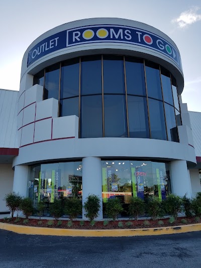 Photos of Rooms To Go Outlet Furniture Store - Orange Park