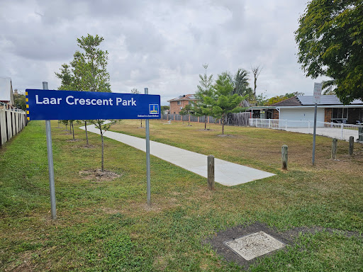 Laar Crescent Park - Thumbnail