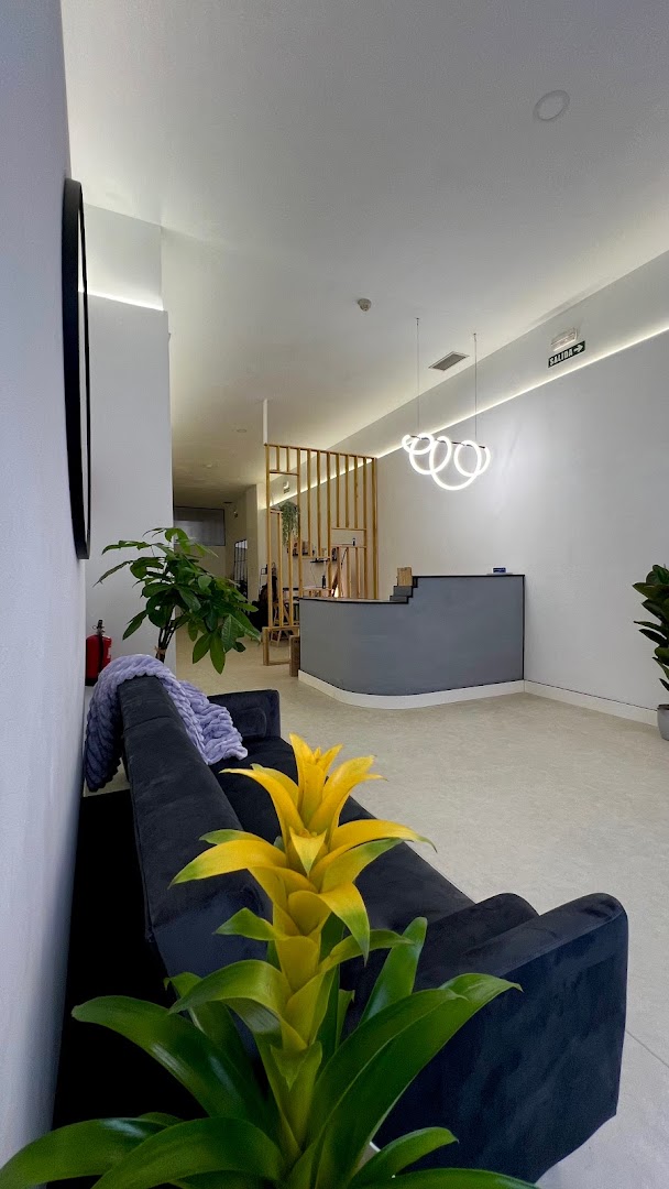 ANTHEIA STUDIO  Horario sujeto a cita previa  Only with Appointment