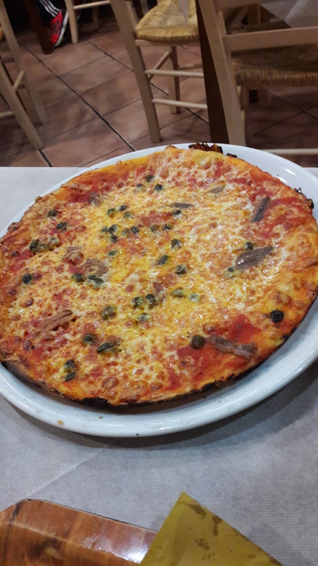Pizzeria La Cicala Di Antonio Falivena
