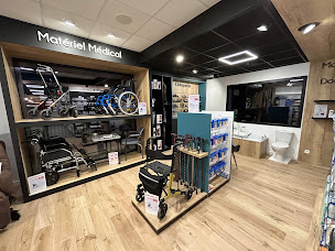 Photo n°3 de Pharmacie de Saint-Sylvain à Saint-Sylvain (Magasin de matériel médical)