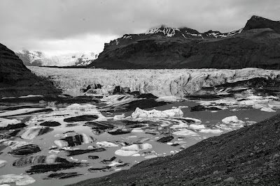 Photos of Sv&iacute;nafellsj&ouml;kull Glacier