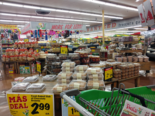 Fiesta Mart #3 - Visual