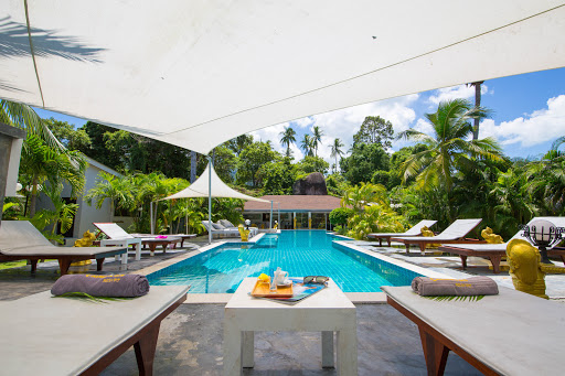 CoconutsPalm Resort