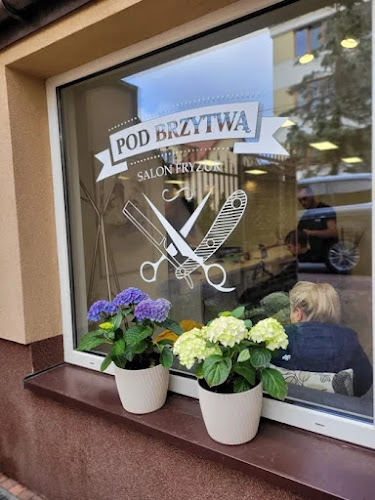 Salon fryzjerski "POD BRZYTWĄ" Bogusław Sotomski - Ursus