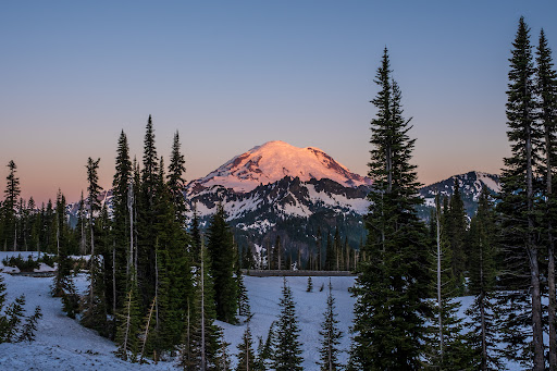 Naches Peak Loop Trail parking