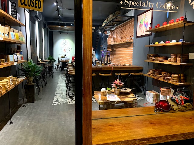 Saigon coffee roastery 2
