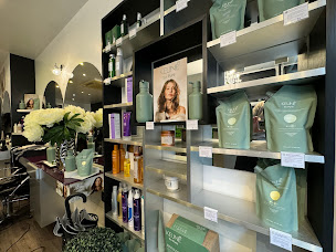 Photo n°5 de Sandra Coiffure à Paris (Salon de coiffure)