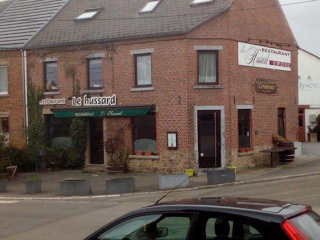 Le Hussard