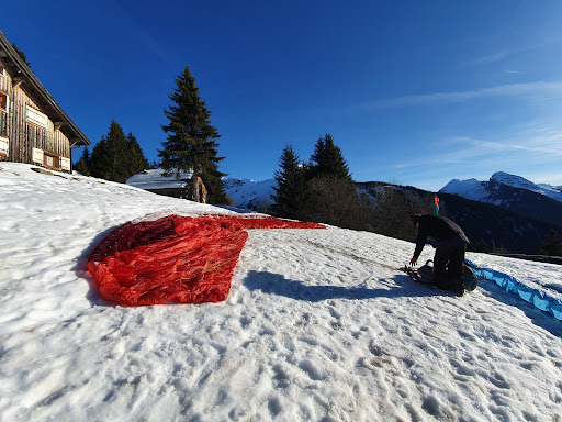 Aero-Bi Ecole Parapente Speedriding Morzine Avoriaz - Thumbnail