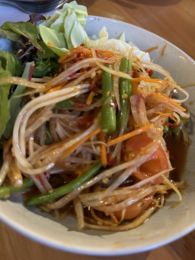 Ari Thai Kitchen & Bar - Thumbnail