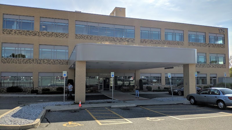 Trinity Health Of New England Medical Group - Mercy Campus