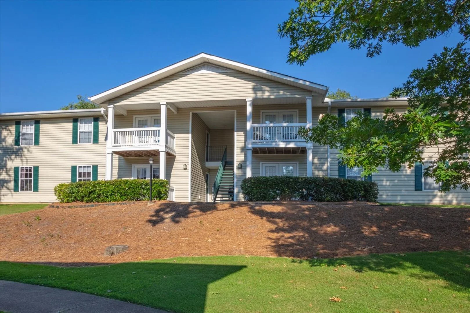Briarwood Apartments
