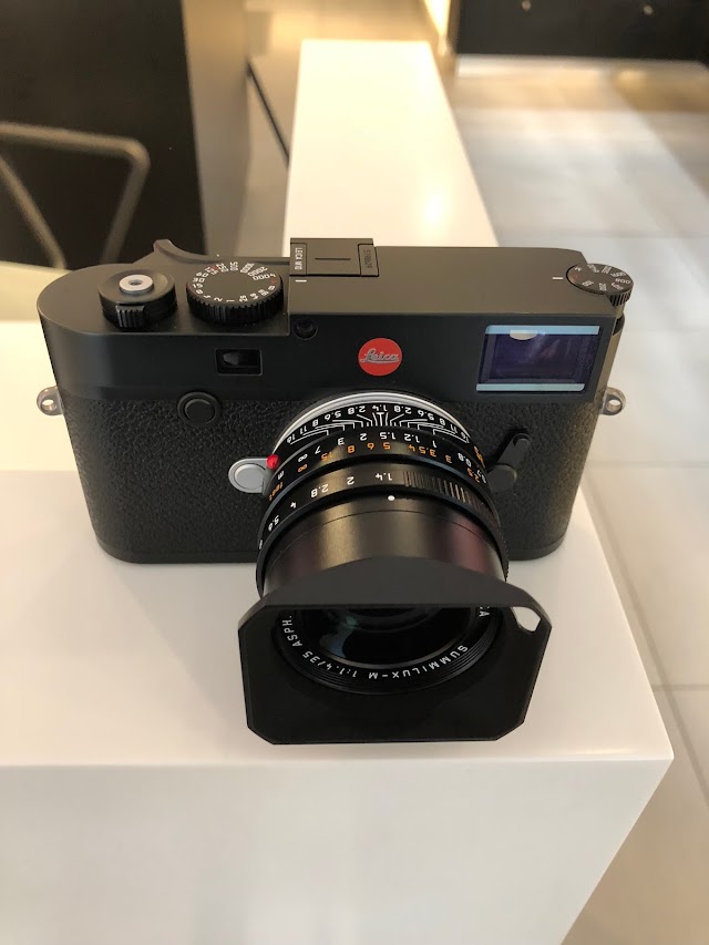 Service Client Leica Camera France