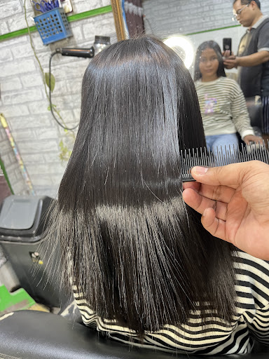 RJ Smoothing dan barber