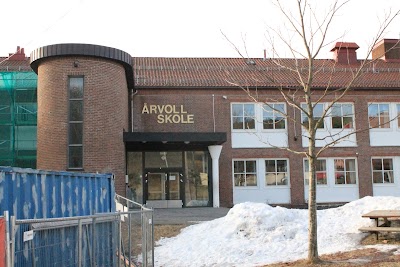 Photos of &Aring;rvoll school