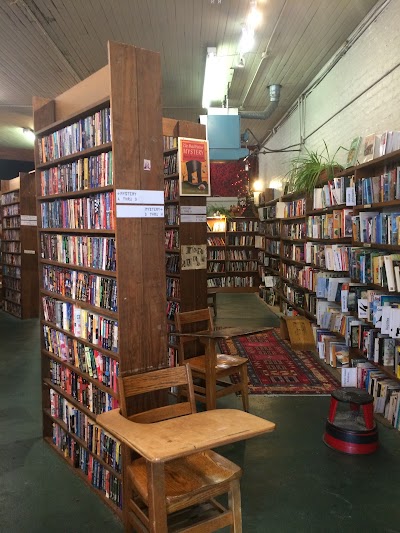 Downtown Books & News