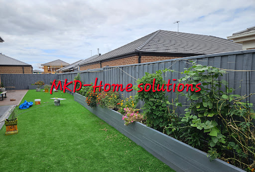 Fence painting MKD HOME SOLUTIONS - Thumbnail