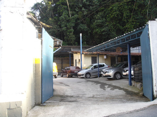 Escuderia Centro Automotivo Reparos em veículos