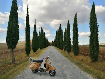 VintageTours Toscana - Rent e Tour in Vespa Scooter, Vespa Lambretta Fiat 500 VintageCar e Bici